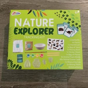 Grafix Nature Explorer Tracking Kit One Set Mold Paint Arts And Crafts 6+ Age
